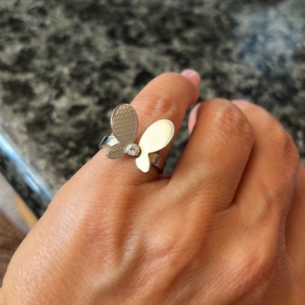 New Butterfly Ring Stainless Steel size 5